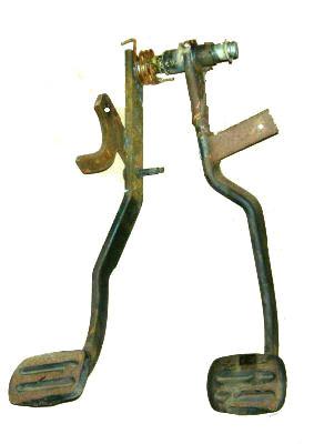 CLUTCH & BRAKE PEDALS, 69-70 IM CP, USED
