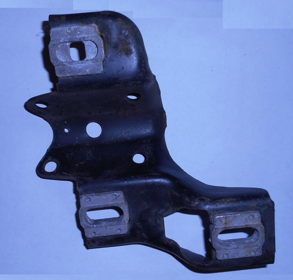 DASH TO COLUMN SUPPORT BRACKET, USED, 68 A-BODY