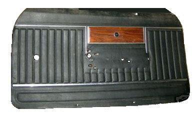 DOOR PANEL, RH, 69 IM, USED, 2 DOORS, LESS ARM REST, BLACK