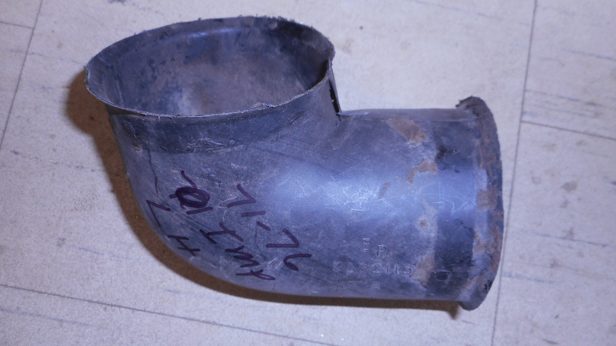 AC DUCT ,RIGHT DASH VENT,USED 71-76 CAPRICE IMPALA