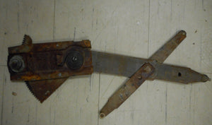 DOOR GLASS REGULATOR, RIGHT, USED, 73-74 NOVA