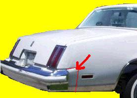 QUARTER BUMPER FILLER, VERTICAL RH, 78-80 CU, 2 DOORS, VERTICAL TO QUARTER, USED