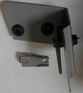 POWER ANTENNA MOUNTING BRACKET, LOWER, WITH CLAMP, 3 PCS, REPRO
