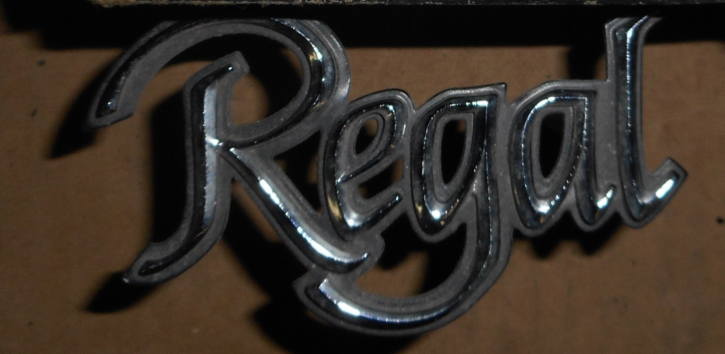 FRONT GRILL EMBLEM, 