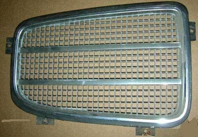 FRONT GRILL, RIGHT, USED 71 LEMANS