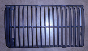 FRONT GRILL ,RIGHT BLACK EURO, USED, 87 88 442