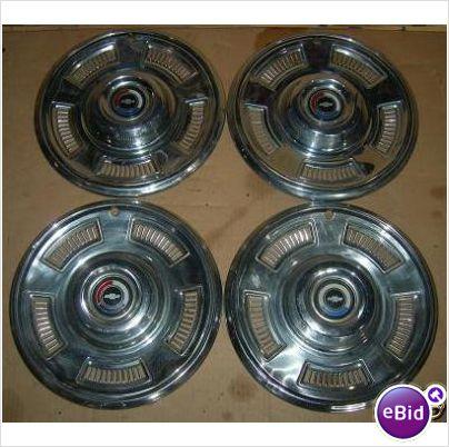 WHEEL COVERS OR HUB CAPS SET, 14" RIMS, USED