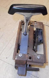 AUTO FLOOR SHIFTER ,USED 68 FIREBIRD