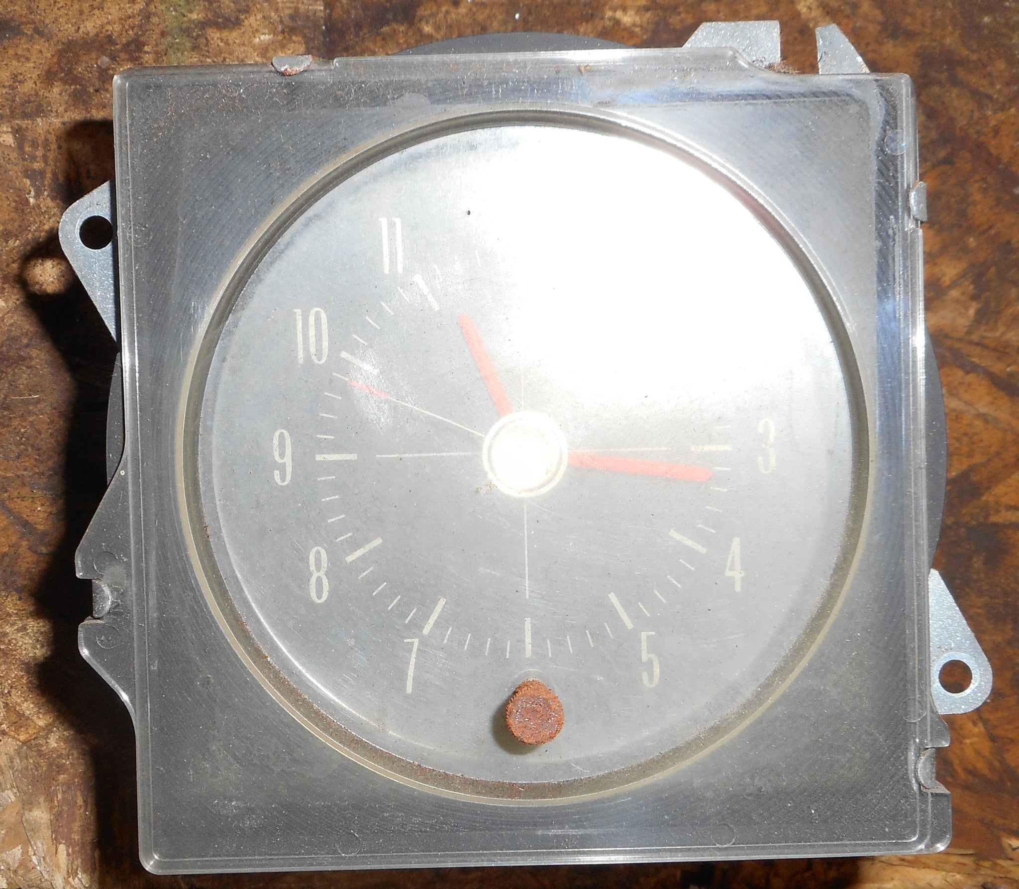 DASH CLOCK, USED, 70-72 SKYLARK GS