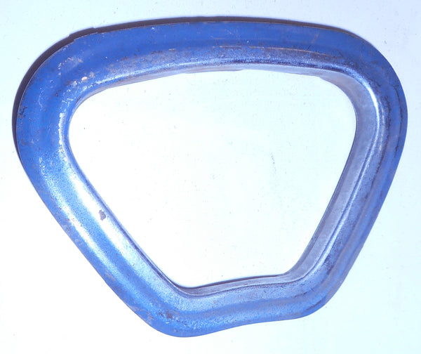 WHEEL RIM BEZEL ,SS II,USED TRIANGLE 69-78 OLDS