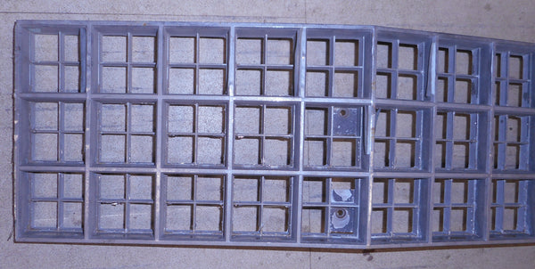 FRONT GRILL ,UPPER USED 76 CAPRICE