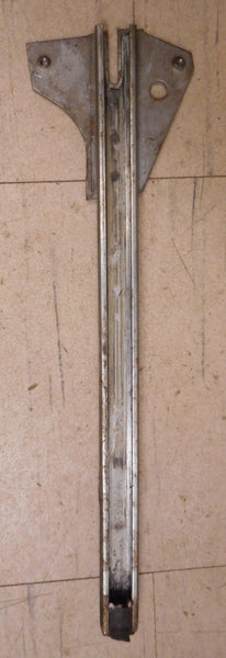 DOOR GLASS TRACK, REAR VERTICAL LEFT USED 69 A-BODY