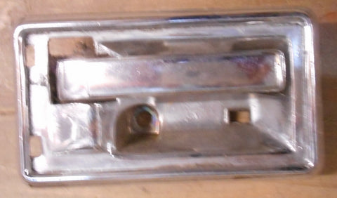 INSIDE DOOR HANDLE, LEFT, USED, 70-74 CAM TA 70-72 GP