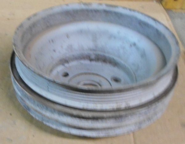 CRANK PULLEY ,3 groove,AC,USED 85-91 CHEVY MOTORS