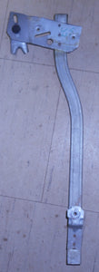 DOOR GLASS VERTICAL TRACK ,LEFT USED 73-77 A-BODY