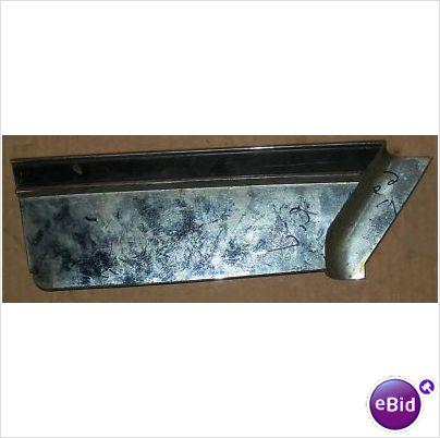 FENDER MOLDING, LOWER, FRONT, 68-9 RIVIERA GS