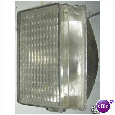 PARK LIGHT OR TURN SIGNAL LIGHT, 77 GRAND PRIX