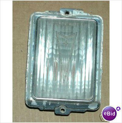 PARK LIGHT OR TURN SIGNAL LENS, 78-80 GRAND PRIX