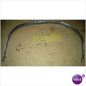 WHEEL OPENING MOLDING, REAR, LEFT, 70-2 VISTA CRUISER