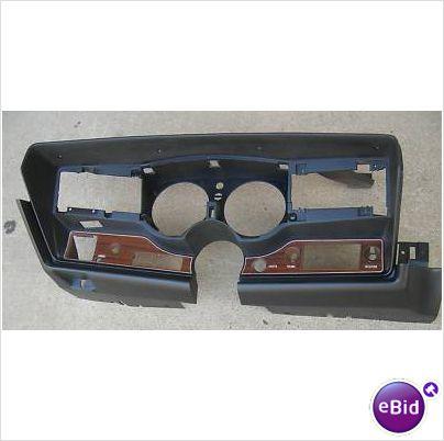 DASH BEZEL, WOODGRAIN, WITH AC, 75-7 REGAL,  USED