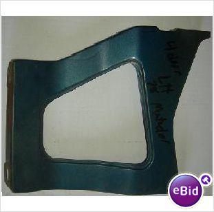 GRILLE BRACKET, 75-8 AMC MATADOR
