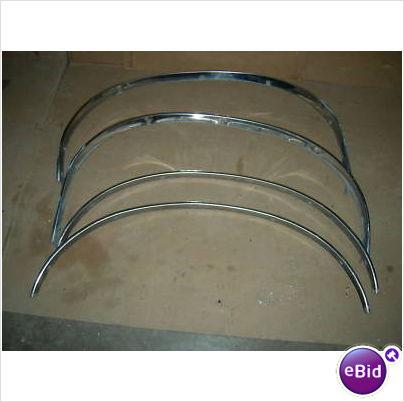WHEEL OPENING MOLDING SET, 81-7 GRAND PRIX