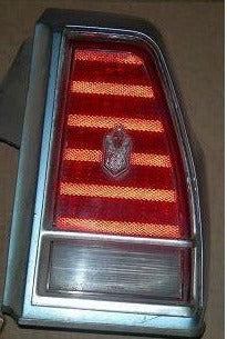 TAIL LIGHT ASSEMBLY ,RIGHT USED 76 MONTE CARLO