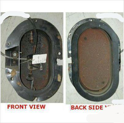 KICKPANEL AIR INLET DOOR ASSEMBLY, RIGHT, NO AC 67 A-BODY