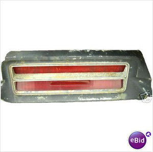 TAIL LIGHT ASSEMBLY, USED
