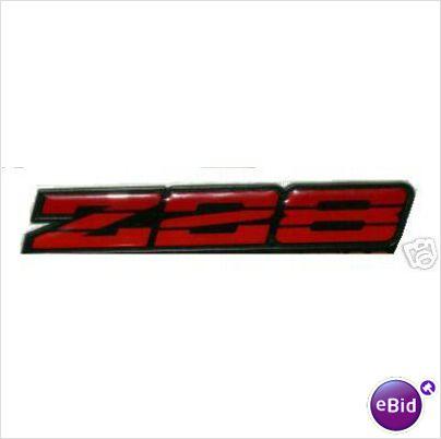 DASH EMBLEM, 82 85-6 88 90 "Z28"