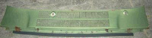 COWL PANEL GRILL, 68-9 T-BIRD, MOUNTS IN FRONT WINDSHIELD, USED
