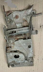 DOOR LOCK LATCH ,LEFT USED 73-76 A-BODY