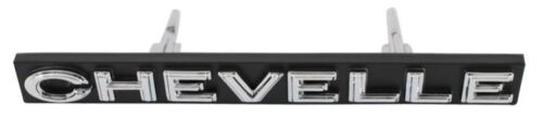 GRILLE EMBLEM, "CHEVELLE" 71 NEW